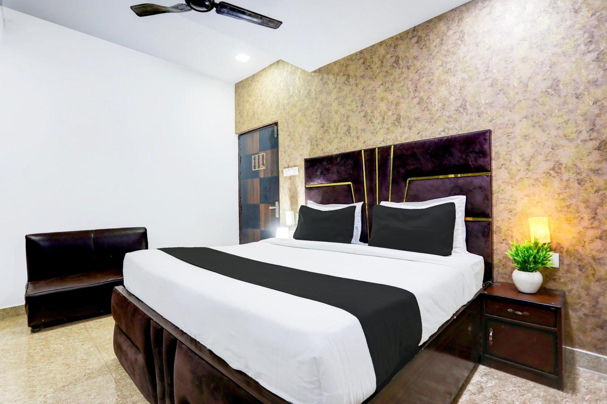 Super Collection O Kalyanpur Hotel Kanpur Eksteriør billede