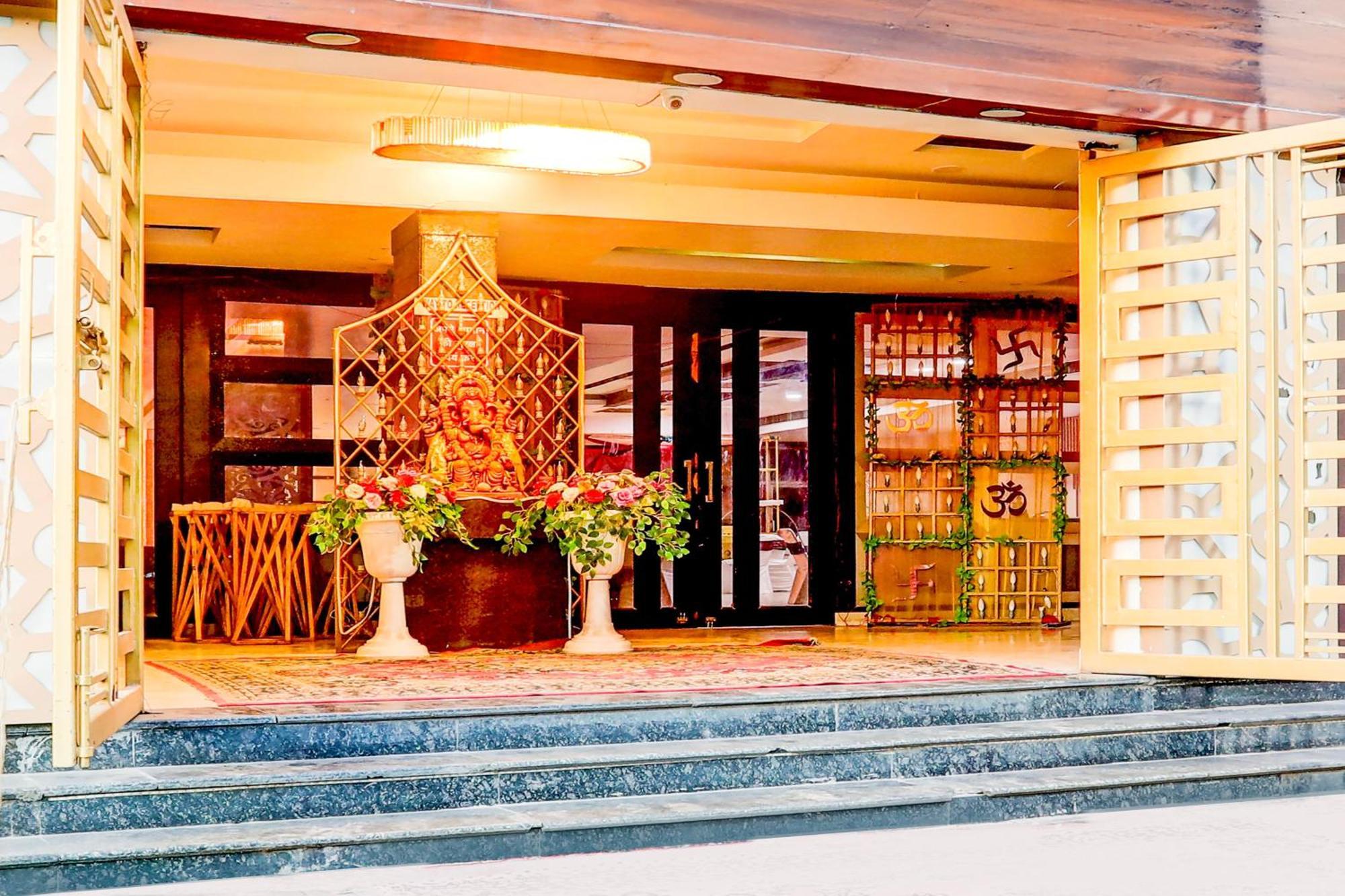 Super Collection O Kalyanpur Hotel Kanpur Eksteriør billede
