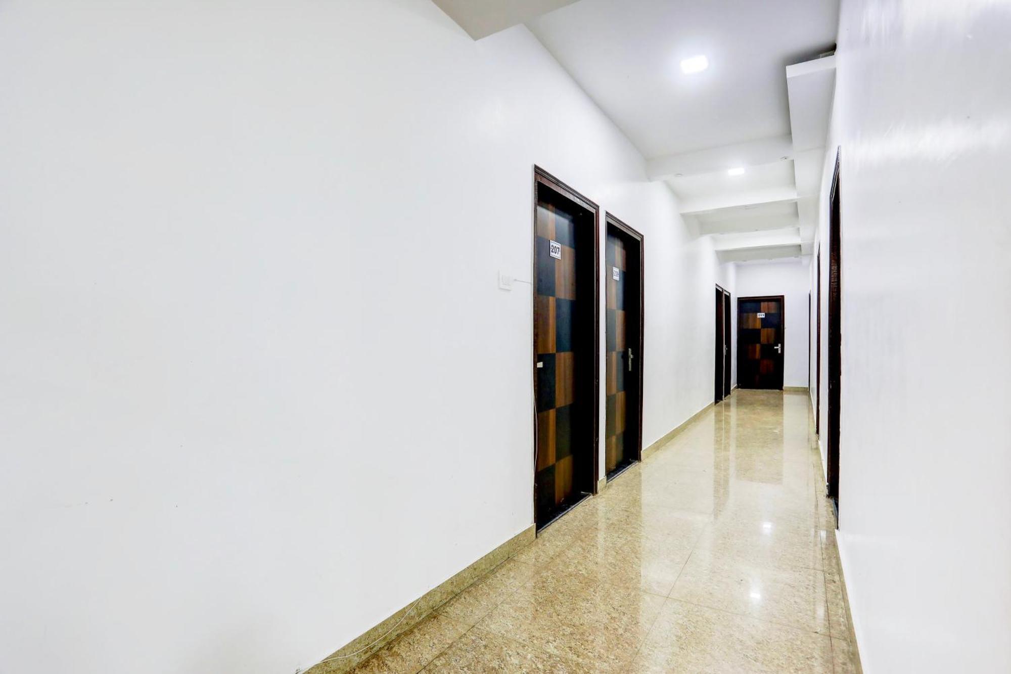 Super Collection O Kalyanpur Hotel Kanpur Eksteriør billede